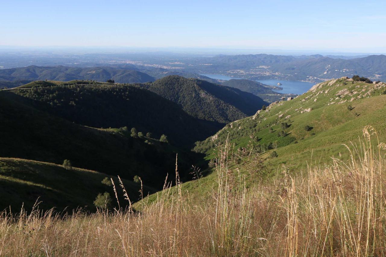 Point culminant du Mottarone (1491m) d'où l'on voit le lac d'Orta